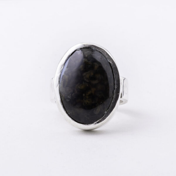 BAGUE AGATE YÉMÉNITE MOUSAWER NOIR BRILLANT – Image 3