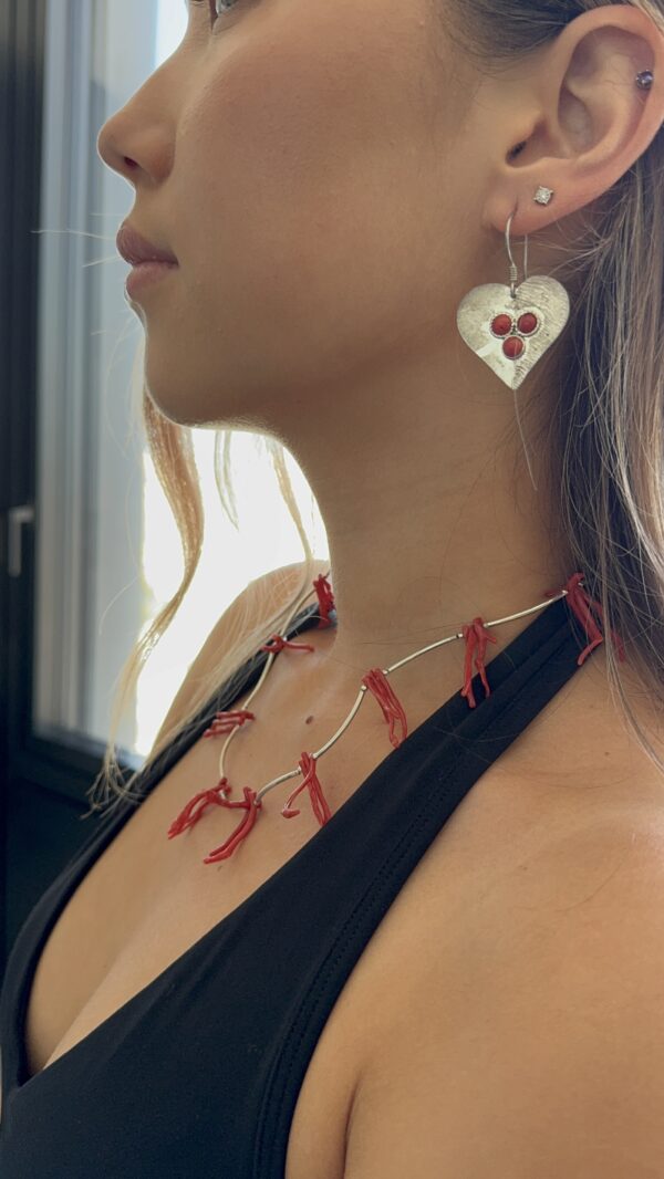 Collier en argent 925 avec branches de corail rouge – Pièce artisanale unique