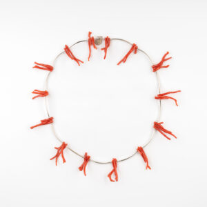 Collier en argent 925 avec branches de corail rouge – Pièce artisanale unique