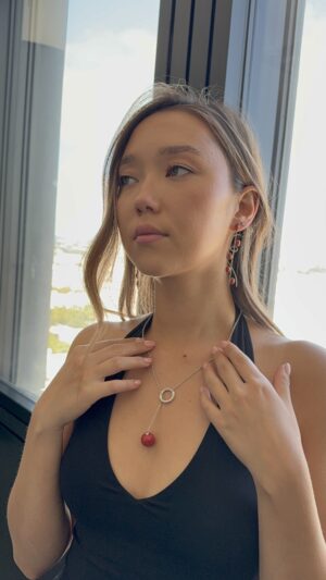 Collier Élégance Corail – Grande Perle de Corail Naturel